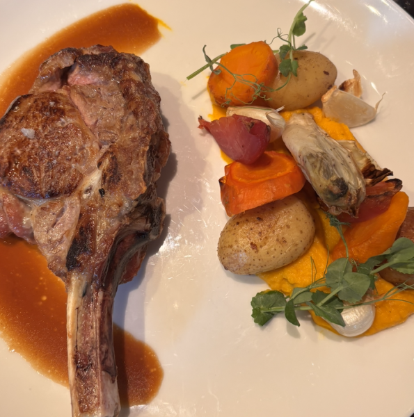 La Côte de veau et jus corsé au beurre noisette